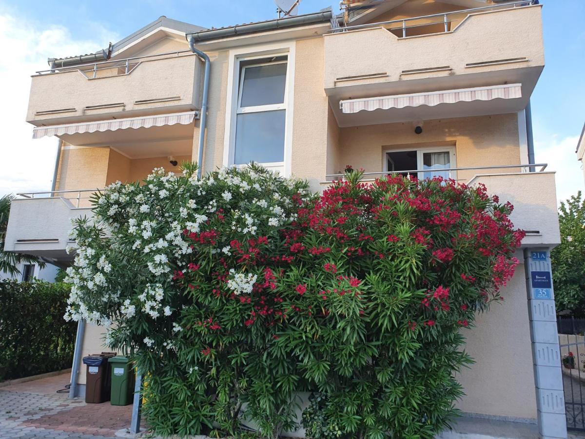 Apartments Zoretic Malinska Bagian luar foto